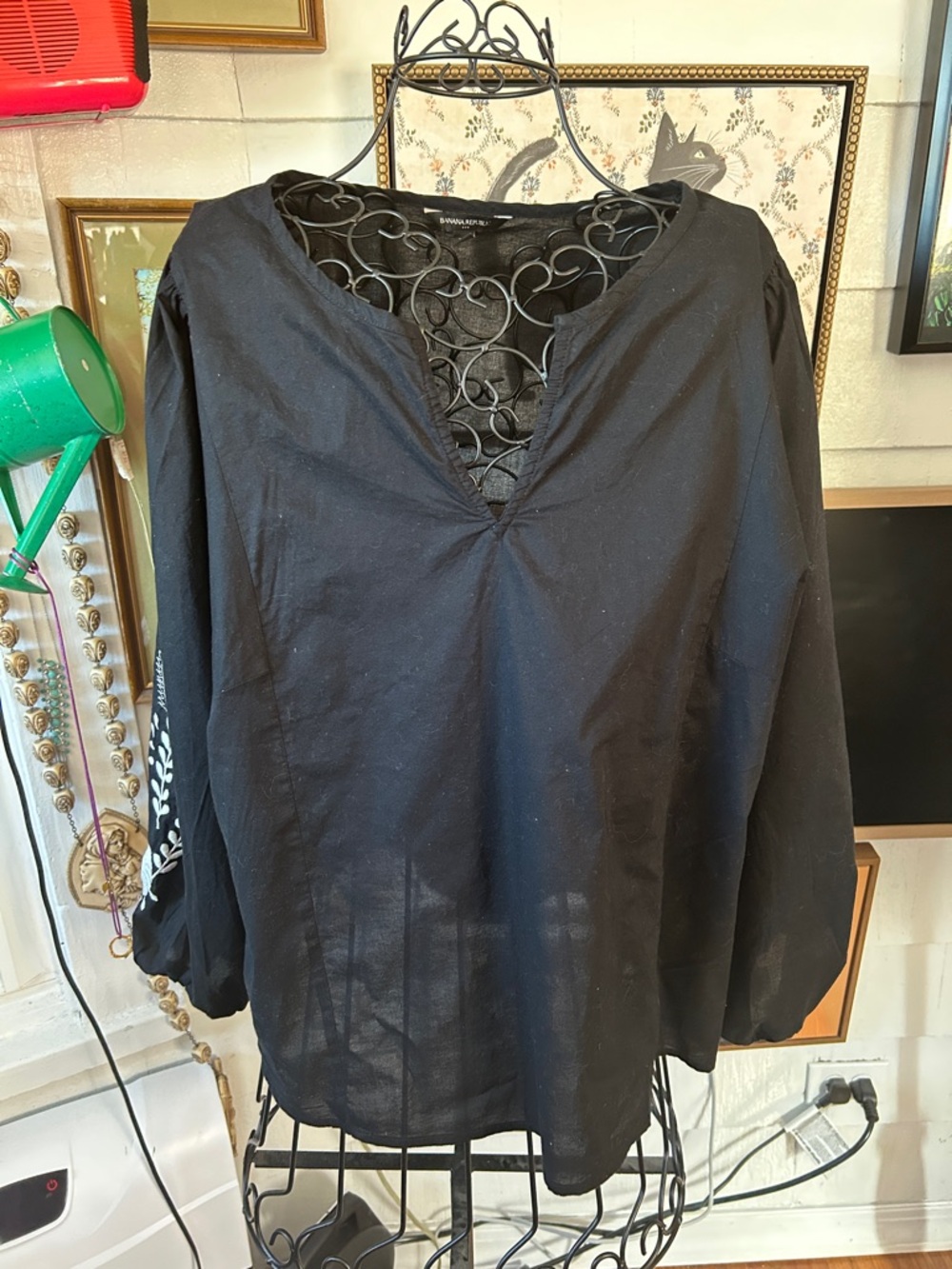 Banana Republic Black Embroidered V-Neck Tunic Top